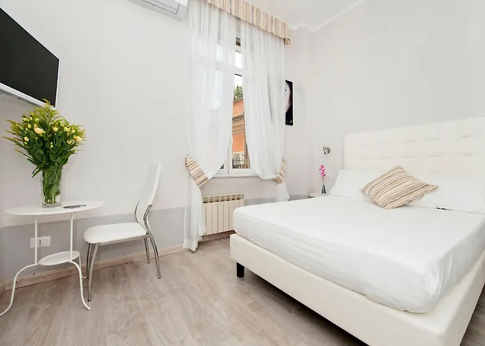 White Colosseo Oda ve Kahvaltı 4*